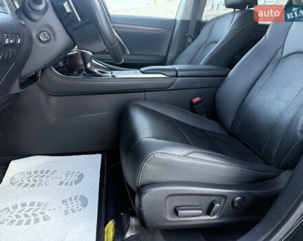 Черный Лексус РХ, объемом двигателя 3.46 л и пробегом 61 тыс. км за 51500 $, фото 26 на Automoto.ua