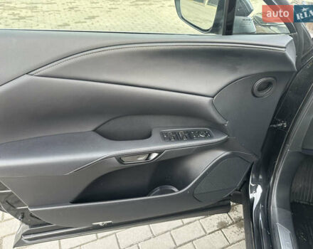 Черный Лексус РХ, объемом двигателя 2.39 л и пробегом 49 тыс. км за 59000 $, фото 16 на Automoto.ua