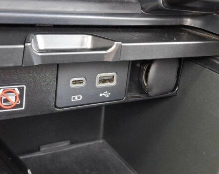 Чорний Лексус РХ, об'ємом двигуна 2.4 л та пробігом 13 тис. км за 29000 $, фото 8 на Automoto.ua