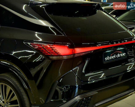 Чорний Лексус РХ, об'ємом двигуна 2.4 л та пробігом 19 тис. км за 61999 $, фото 17 на Automoto.ua