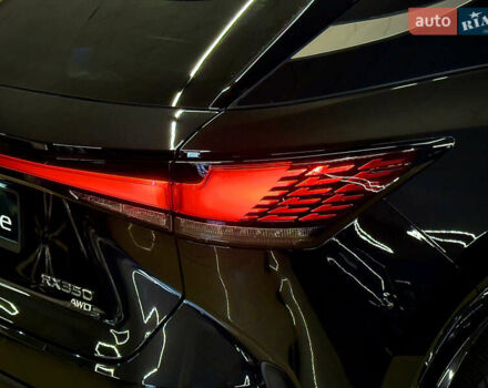 Чорний Лексус РХ, об'ємом двигуна 2.4 л та пробігом 19 тис. км за 61999 $, фото 13 на Automoto.ua