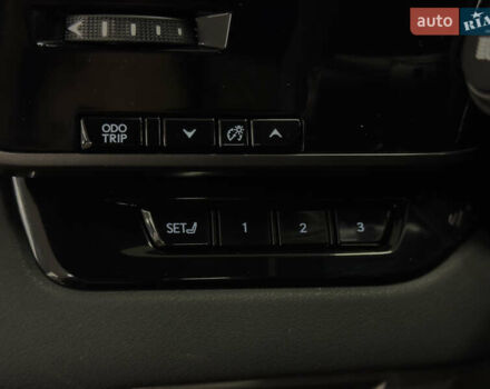 Чорний Лексус РХ, об'ємом двигуна 2.4 л та пробігом 19 тис. км за 61999 $, фото 37 на Automoto.ua