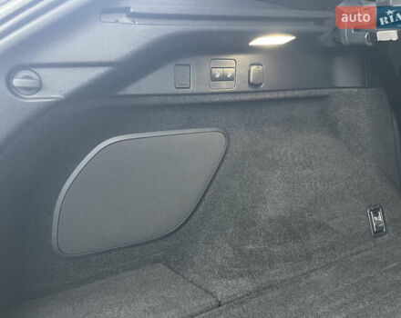 Черный Лексус РХ, объемом двигателя 2.4 л и пробегом 78 тыс. км за 63500 $, фото 32 на Automoto.ua