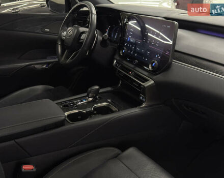 Чорний Лексус РХ, об'ємом двигуна 2.4 л та пробігом 19 тис. км за 61999 $, фото 23 на Automoto.ua