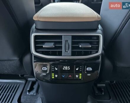 Черный Лексус РХ, объемом двигателя 2.39 л и пробегом 25 тыс. км за 69900 $, фото 54 на Automoto.ua