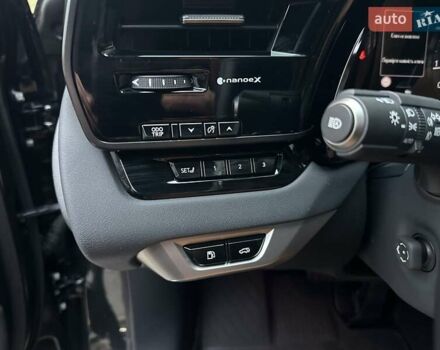 Черный Лексус РХ, объемом двигателя 2.39 л и пробегом 25 тыс. км за 69900 $, фото 64 на Automoto.ua