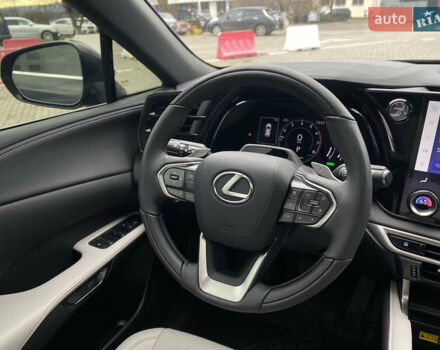 Чорний Лексус РХ, об'ємом двигуна 2.49 л та пробігом 11 тис. км за 73500 $, фото 11 на Automoto.ua