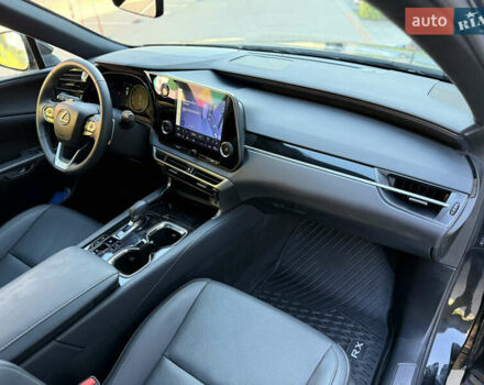 Черный Лексус РХ, объемом двигателя 2.4 л и пробегом 20 тыс. км за 56999 $, фото 28 на Automoto.ua