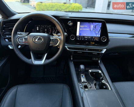 Черный Лексус РХ, объемом двигателя 2.4 л и пробегом 20 тыс. км за 56999 $, фото 63 на Automoto.ua