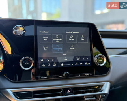 Чорний Лексус РХ, об'ємом двигуна 2.4 л та пробігом 20 тис. км за 54999 $, фото 23 на Automoto.ua