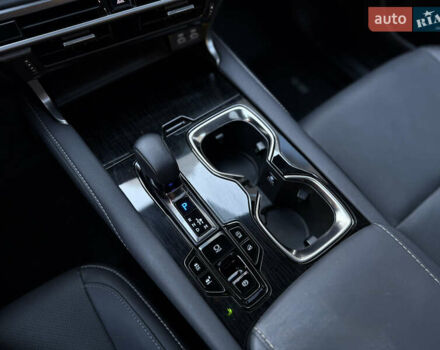 Чорний Лексус РХ, об'ємом двигуна 2.4 л та пробігом 20 тис. км за 54999 $, фото 43 на Automoto.ua