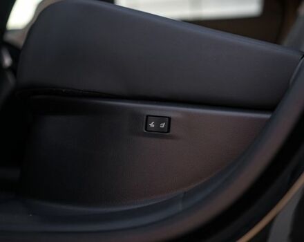 Черный Лексус РХ, объемом двигателя 2.5 л и пробегом 19 тыс. км за 83700 $, фото 38 на Automoto.ua