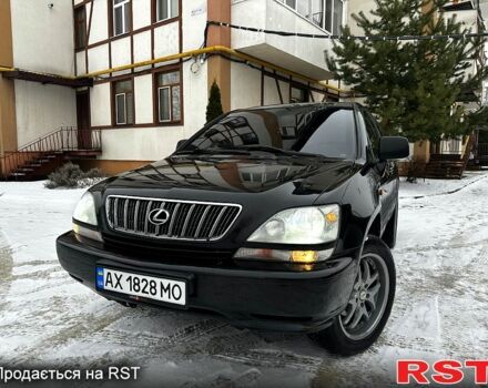 Черный Лексус РХ, объемом двигателя 3 л и пробегом 398 тыс. км за 5999 $, фото 1 на Automoto.ua