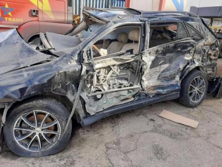 Чорний Лексус РХ, об'ємом двигуна 0 л та пробігом 135 тис. км за 2000 $, фото 1 на Automoto.ua