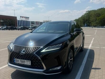 Черный Лексус РХ, объемом двигателя 2 л и пробегом 63 тыс. км за 50500 $, фото 1 на Automoto.ua
