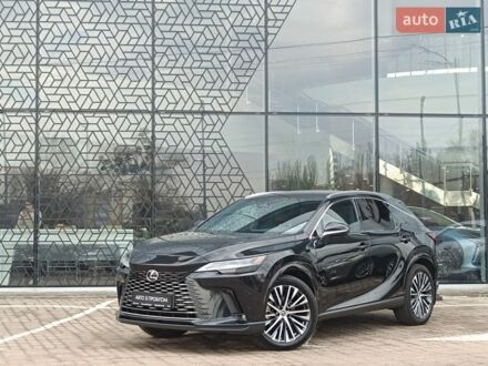 Черный Лексус РХ, объемом двигателя 2.4 л и пробегом 61 тыс. км за 63943 $, фото 1 на Automoto.ua