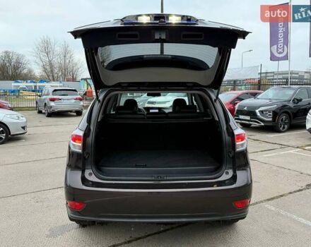 Коричневый Лексус РХ, объемом двигателя 2.67 л и пробегом 151 тыс. км за 21500 $, фото 15 на Automoto.ua