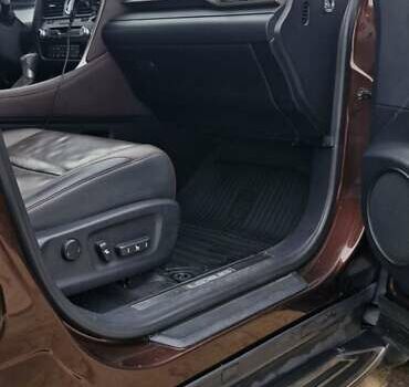 Коричневий Лексус РХ, об'ємом двигуна 2 л та пробігом 160 тис. км за 29000 $, фото 11 на Automoto.ua