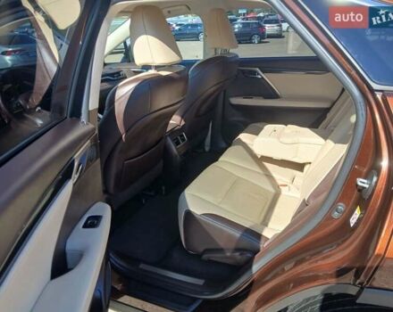Коричневий Лексус РХ, об'ємом двигуна 2 л та пробігом 70 тис. км за 37700 $, фото 1 на Automoto.ua