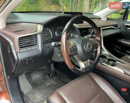 Коричневий Лексус РХ, об'ємом двигуна 2 л та пробігом 105 тис. км за 39000 $, фото 5 на Automoto.ua