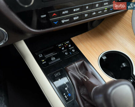 Коричневий Лексус РХ, об'ємом двигуна 3.46 л та пробігом 118 тис. км за 37900 $, фото 43 на Automoto.ua