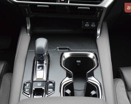 Коричневый Лексус РХ, объемом двигателя 2.5 л и пробегом 3 тыс. км за 99000 $, фото 20 на Automoto.ua