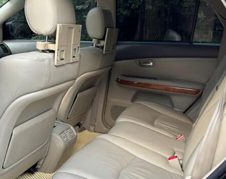 Красный Лексус РХ, объемом двигателя 3.5 л и пробегом 290 тыс. км за 10377 $, фото 18 на Automoto.ua