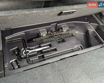 Красный Лексус РХ, объемом двигателя 0 л и пробегом 202 тыс. км за 13700 $, фото 62 на Automoto.ua