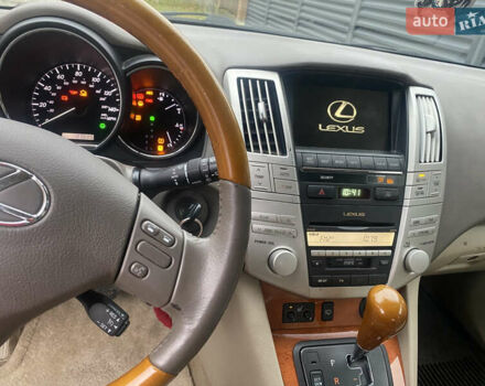 Красный Лексус РХ, объемом двигателя 3.5 л и пробегом 180 тыс. км за 9500 $, фото 7 на Automoto.ua