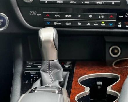 Красный Лексус РХ, объемом двигателя 3.46 л и пробегом 170 тыс. км за 34500 $, фото 21 на Automoto.ua