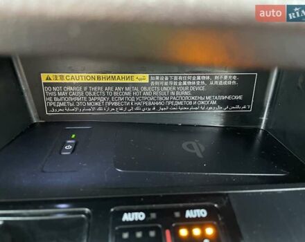 Червоний Лексус РХ, об'ємом двигуна 3.46 л та пробігом 171 тис. км за 35400 $, фото 66 на Automoto.ua