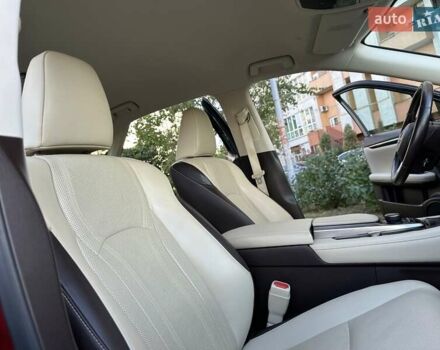 Лексус РХ 2017 в Киеве на Automoto.ua Красный Лексус РХ, объемом двигателя 2 л и пробегом 73 тыс. км за 34700 $, фото 16 на Automoto.ua