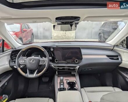 Красный Лексус РХ, объемом двигателя 2.5 л и пробегом 23 тыс. км за 85000 $, фото 23 на Automoto.ua