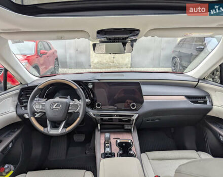 Красный Лексус РХ, объемом двигателя 2.5 л и пробегом 20 тыс. км за 88000 $, фото 11 на Automoto.ua