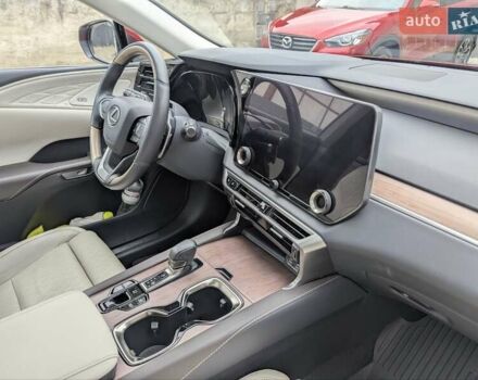 Красный Лексус РХ, объемом двигателя 2.5 л и пробегом 23 тыс. км за 85000 $, фото 4 на Automoto.ua