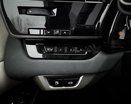 Красный Лексус РХ, объемом двигателя 2.5 л и пробегом 39 тыс. км за 64900 $, фото 35 на Automoto.ua