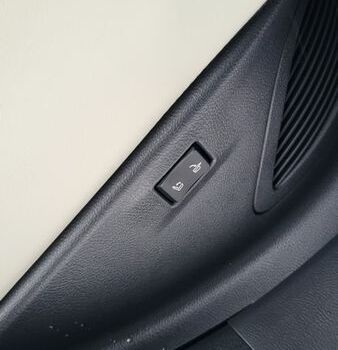 Красный Лексус РХ, объемом двигателя 2.49 л и пробегом 27 тыс. км за 77000 $, фото 34 на Automoto.ua