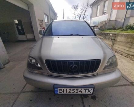 Лексус РХ, объемом двигателя 3 л и пробегом 381 тыс. км за 5200 $, фото 2 на Automoto.ua