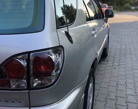 Лексус РХ, объемом двигателя 3 л и пробегом 306 тыс. км за 7000 $, фото 2 на Automoto.ua