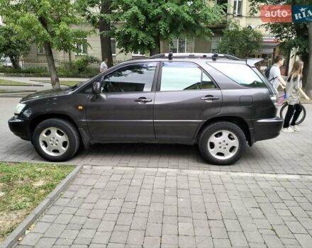Лексус РХ, об'ємом двигуна 3 л та пробігом 380 тис. км за 6800 $, фото 1 на Automoto.ua