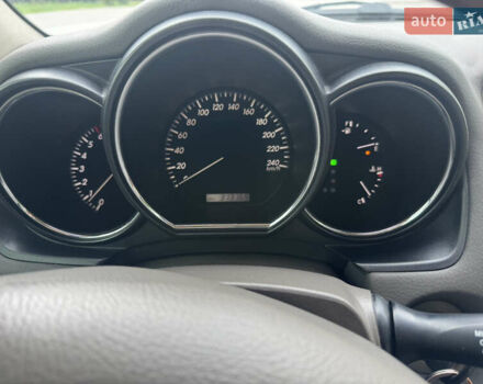 Лексус РХ, объемом двигателя 3.3 л и пробегом 313 тыс. км за 9999 $, фото 8 на Automoto.ua