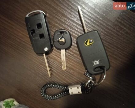 Лексус РХ, объемом двигателя 3 л и пробегом 272 тыс. км за 8800 $, фото 31 на Automoto.ua
