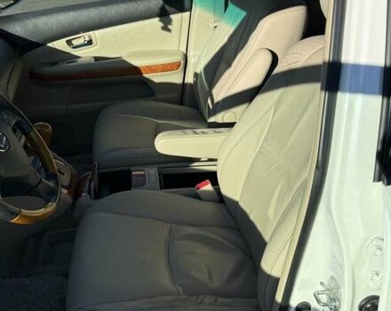 Лексус РХ, объемом двигателя 3.31 л и пробегом 184 тыс. км за 12200 $, фото 24 на Automoto.ua