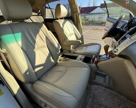 Лексус РХ, объемом двигателя 3.31 л и пробегом 184 тыс. км за 12200 $, фото 18 на Automoto.ua