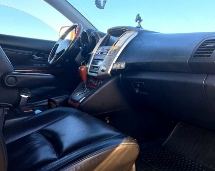 Лексус РХ, объемом двигателя 3 л и пробегом 251 тыс. км за 8000 $, фото 1 на Automoto.ua