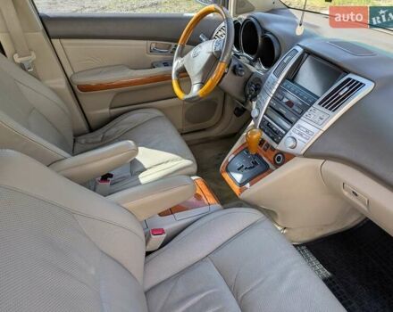 Лексус РХ, объемом двигателя 3.46 л и пробегом 239 тыс. км за 10200 $, фото 9 на Automoto.ua