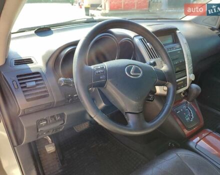 Лексус РХ, об'ємом двигуна 3.46 л та пробігом 262 тис. км за 10800 $, фото 10 на Automoto.ua