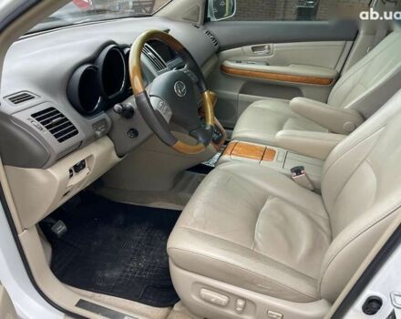 Лексус РХ, объемом двигателя 0 л и пробегом 268 тыс. км за 10900 $, фото 1 на Automoto.ua