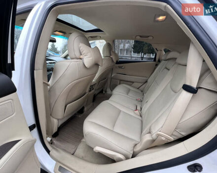 Лексус РХ, объемом двигателя 3.5 л и пробегом 136 тыс. км за 15777 $, фото 10 на Automoto.ua