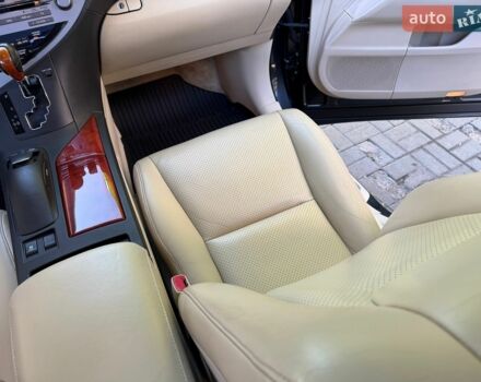 Лексус РХ, об'ємом двигуна 3.46 л та пробігом 188 тис. км за 15800 $, фото 26 на Automoto.ua